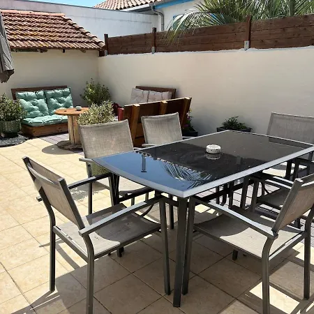 Charmante Maison Terrasse Ensoleillee 3