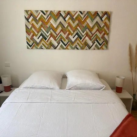 Дом отдыха Charmante Maison Terrasse Ensoleillee 3